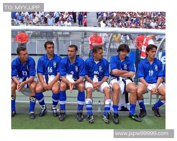 意大利足球甲级联赛球星风采：聚焦顶级球员的技术与魅力